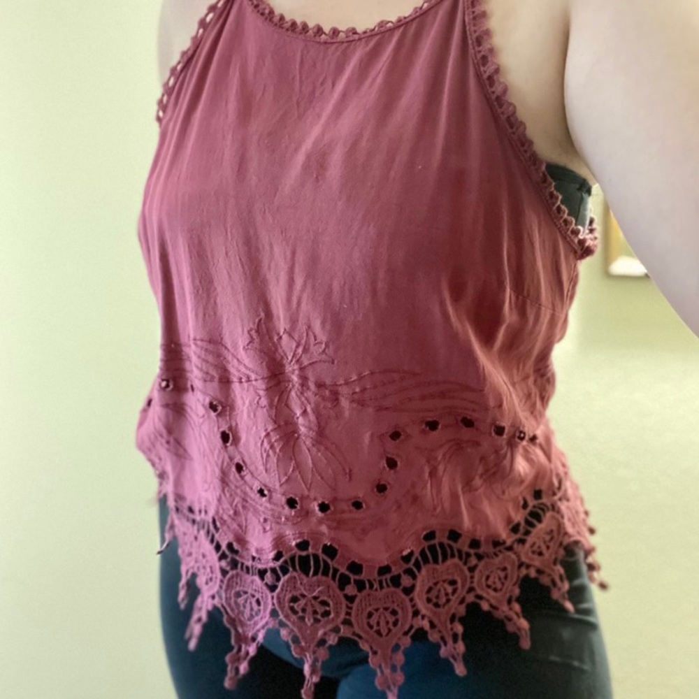 🌹Kendall & Kylie Maroon Lace Fringe Halter Top🌹